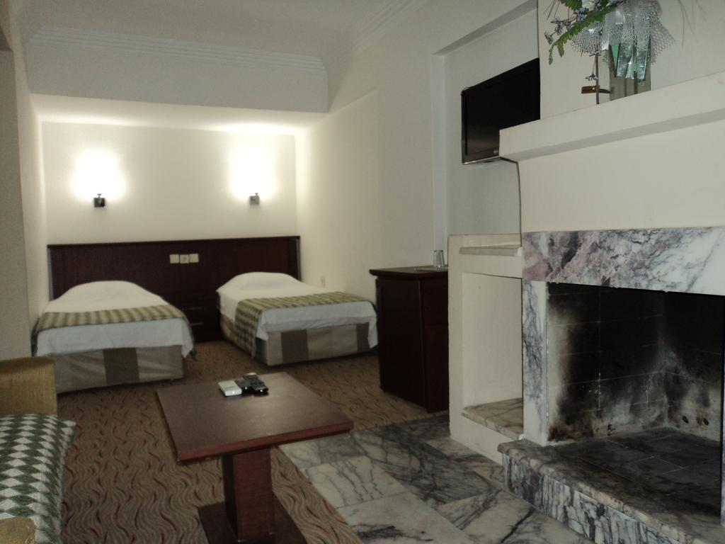 Izethan Hotel Muğla Kamer foto